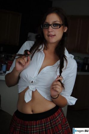 Amateur filming of naked girls. Part 6. Thumb 19