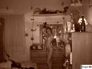 Любительская сьемка голых девушек. Часть 9. Эскиз 3