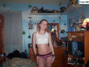 Любительская сьемка голых девушек. Часть 9. Эскиз 4