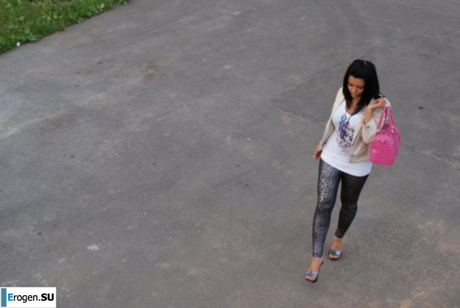 Sexy, just sexy. Photo 5