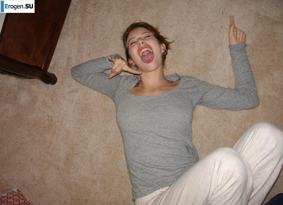 Posing for a friend. Photo 41