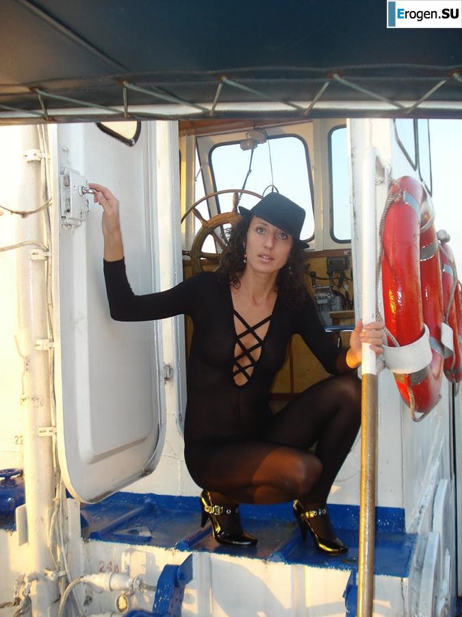 Curly-haired. Photo 25