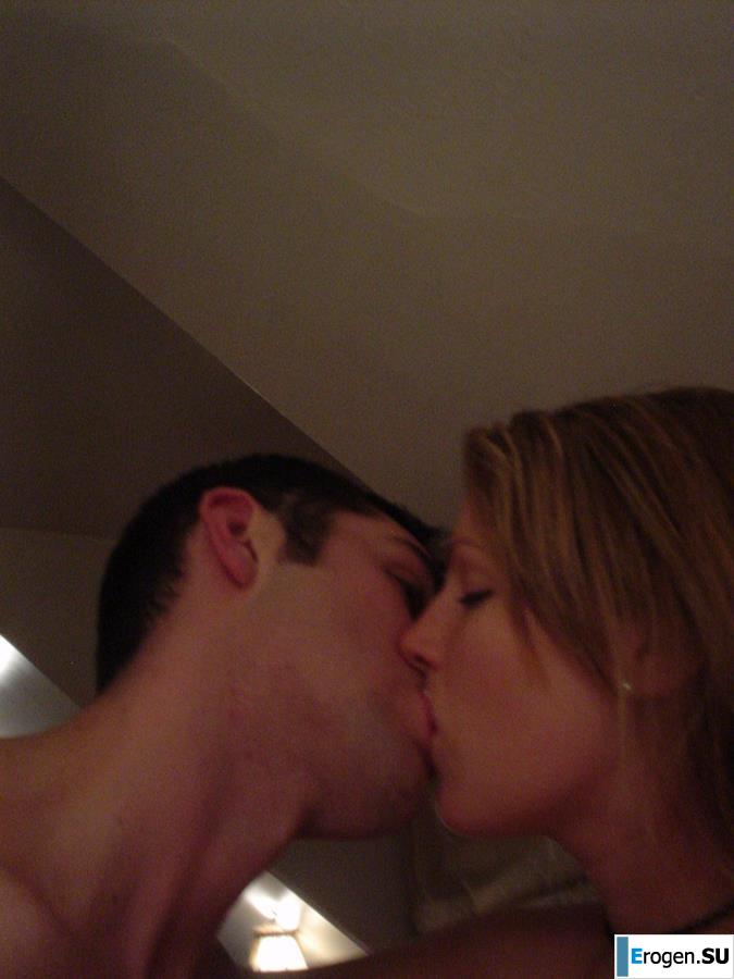 Redhead Wife. Photo 4