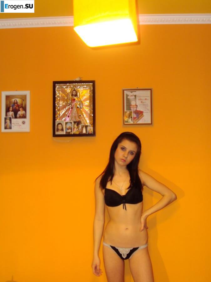 Молоденькие любят позировать. Фото 40