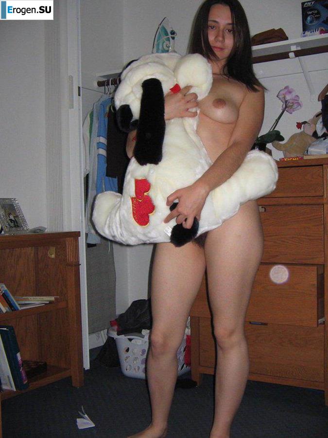 unknown young hairy beauty. Photo 10