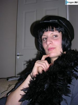 Нетрезвая дама позирует и совокупляется. Эскиз 7