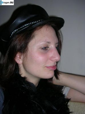 Нетрезвая дама позирует и совокупляется. Эскиз 9