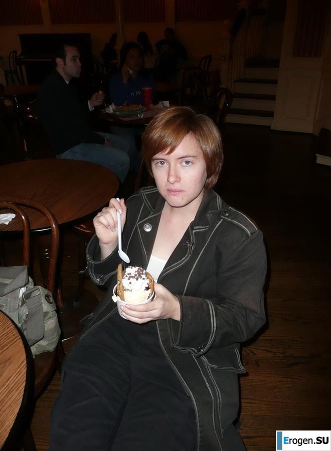 Red-headed pervert. Photo 33