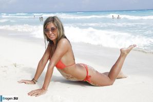 Маша на отдыхе. Эскиз 10