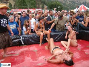 Women's Show Wrestling. Thumb 33