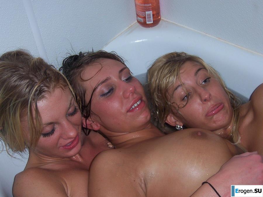 Three Lesbian Friends. Photo 26