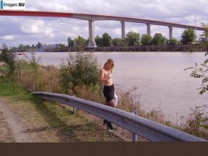 French Bi - Exhibitionist. Thumb 5