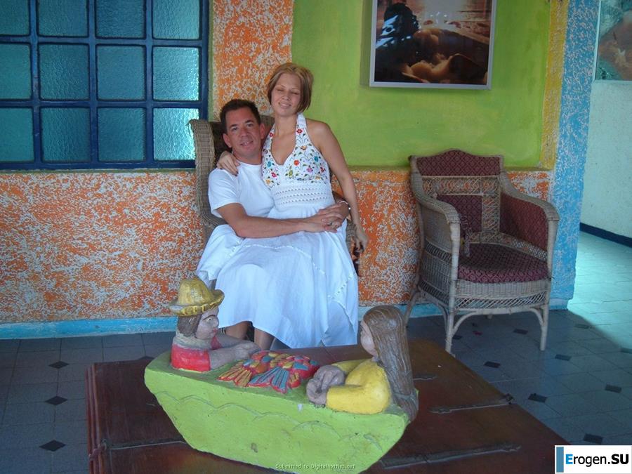 Счастливая немолодая пара. Фото 31