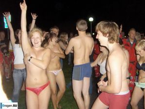 Students Again Have Fun. Thumb 27