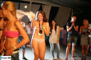 Снова студенты развлекаются. Часть 2. Эскиз 13