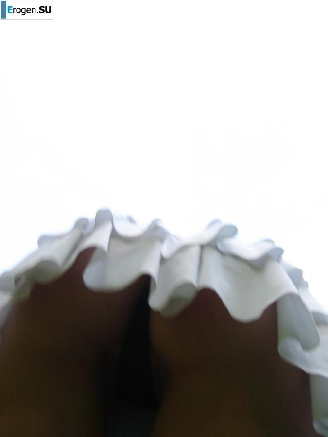 Thin blonde with big breasts. Photo 34