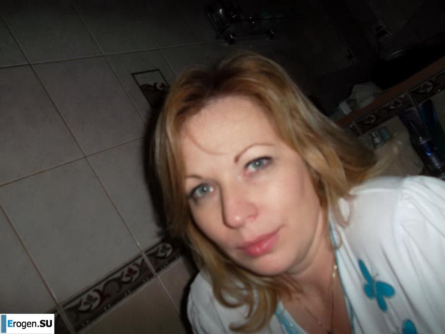 Busty and the Bearded Man. Photo 14