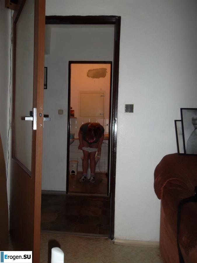 Busty and the Bearded Man. Photo 30