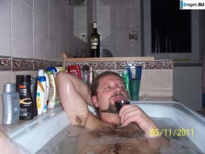 Busty and the Bearded Man. Thumb 32