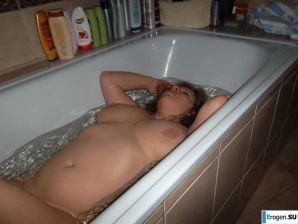 Busty and the Bearded Man. Thumb 35