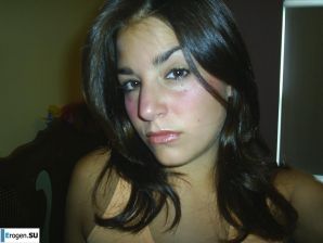 Unshaven brunette. Thumb 11