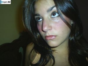 Unshaven brunette. Thumb 13