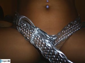 Unshaven brunette. Thumb 22