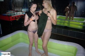 Striptease at the Czech club. Thumb 40