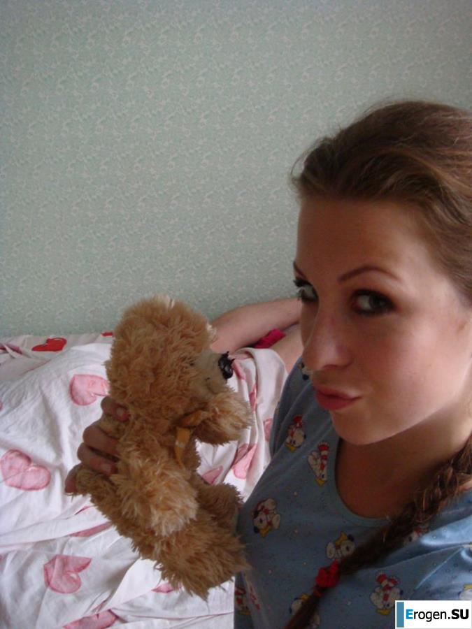 Young people like to pose. Part 5. Photo 17