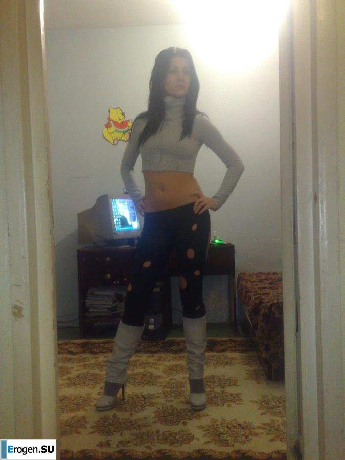 Posing for a friend. Part 2. Photo 34