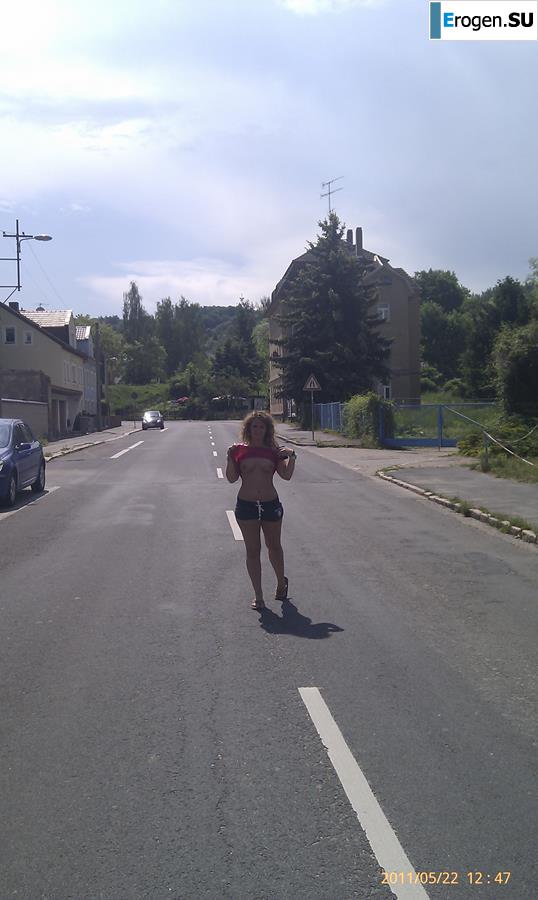 Pierced German woman. Part 2. Photo 3