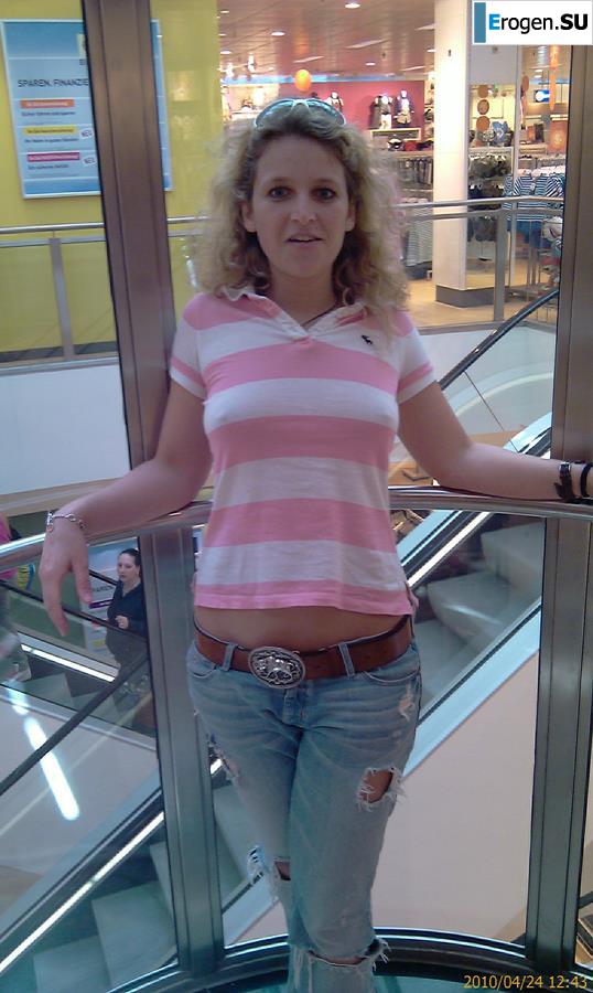 Pierced German woman. Part 2. Photo 37