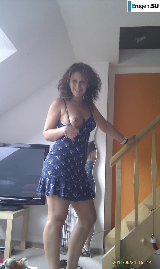 Pierced German woman. Part 3. Photo 3