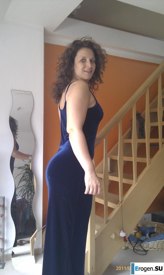 Pierced German woman. Part 3. Photo 5