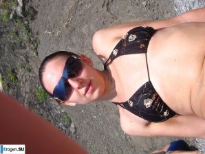 Wedding, pregnancy, carpet. Thumb 10