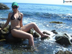 Wedding, pregnancy, carpet. Thumb 19