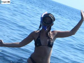 Wedding, pregnancy, carpet. Thumb 27