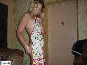 Blonde Exhibitionist Without Tits. Part 2. Thumb 17