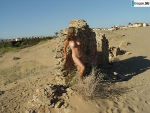 Подруга с большими сосками. Часть 3. Эскиз 22