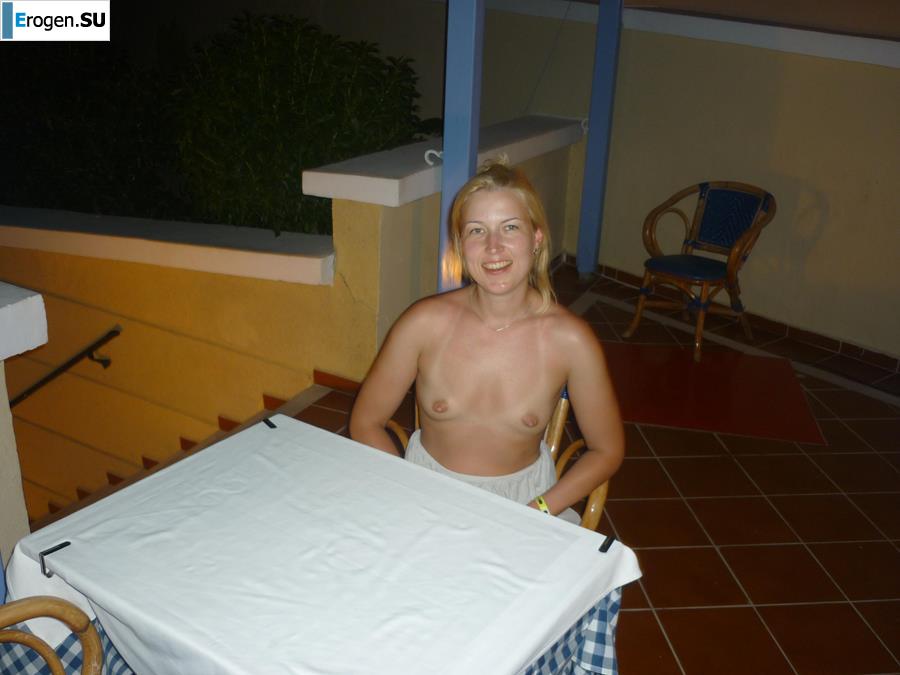 Blonde Exhibitionist without Tits. Part 3. Photo 38