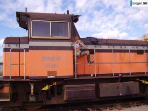 Французская би - эксгибиционистка. Часть 4. Эскиз 40