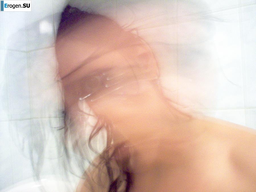 Очаровательная брюнетка в домашней и студийной фотосессии. Часть 3. Фото 28