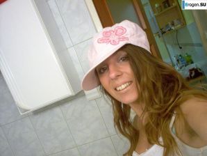 Очаровательная брюнетка в домашней и студийной фотосессии. Часть 3. Эскиз 15