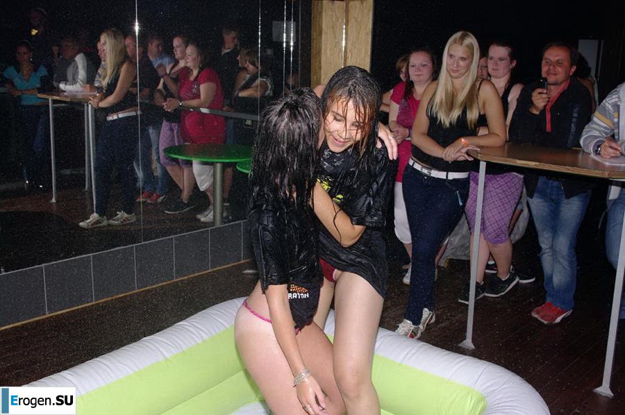 Striptease at the Czech club. Part 5. Photo 51