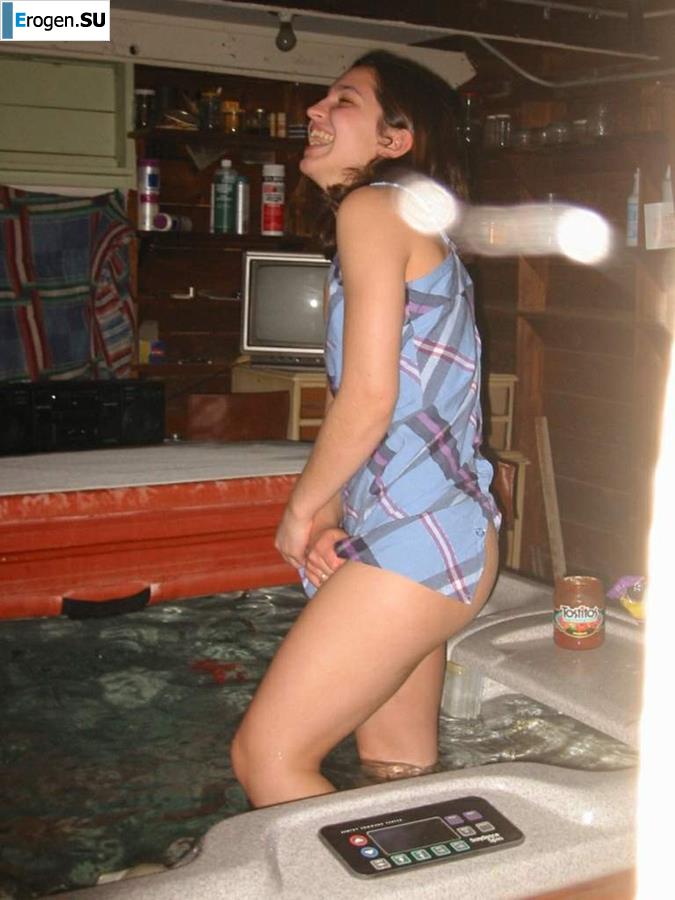 Almost retro-archive of the depraved brunette. Part 2. Photo 7