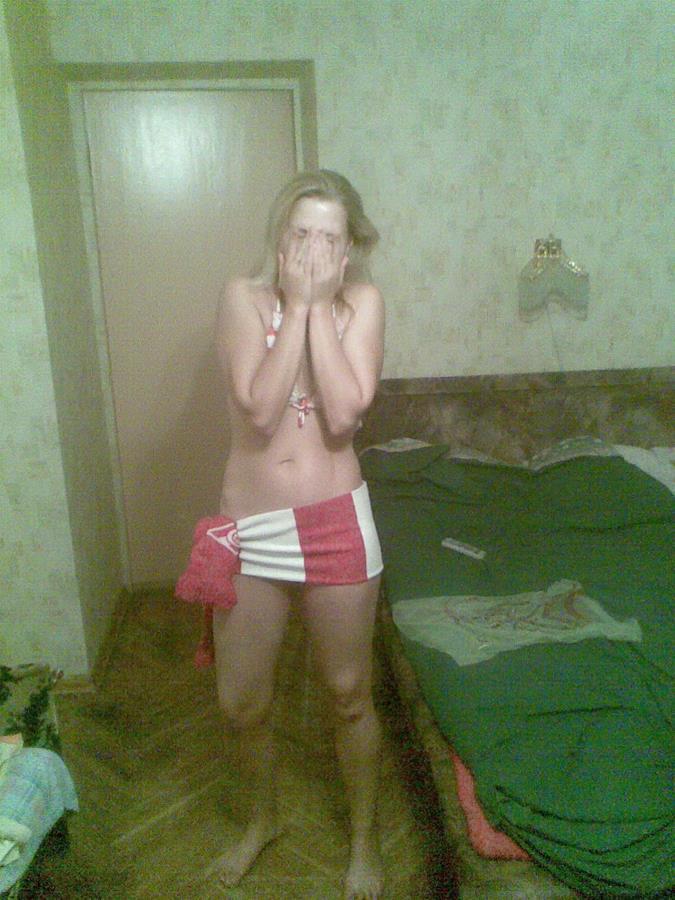 Blonde Exhibitionist without Tits. Part 4. Photo 31