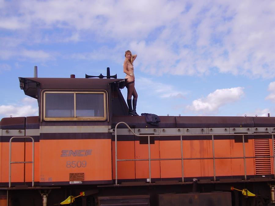 French Bi - Exhibitionist. Part 6. Photo 27