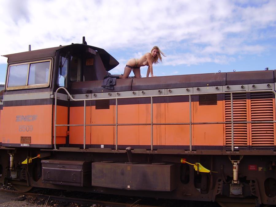 French Bi - Exhibitionist. Part 6. Photo 31