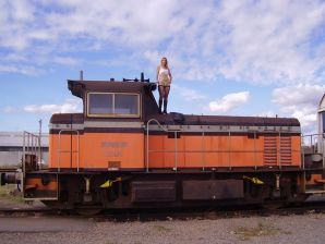 French Bi - Exhibitionist. Part 6. Thumb 10