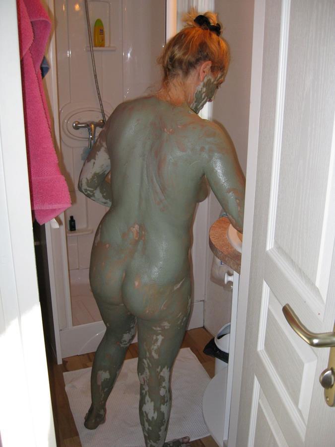 Голые в грязи. Часть 4. Фото 21